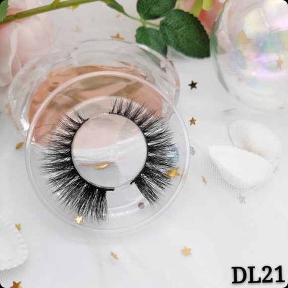 Lashes!! - Picture 7 of 8